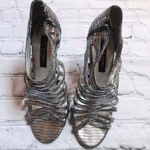 Nina New York strappy silver heels. Size:9